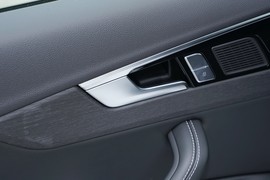 2024款奥迪A4L