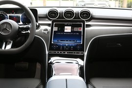 2024款奔驰C级新能源