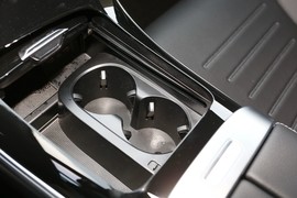 2024款奔驰C级新能源