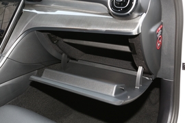 2024款奔驰C级新能源