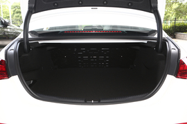 2024款奔驰C级新能源