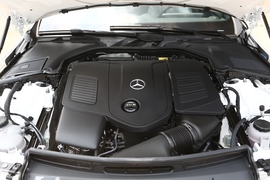 2024款奔驰C级新能源