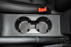 2014款大众速腾1.6L手动舒适型