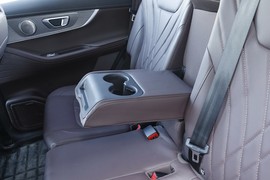 2024款奇瑞瑞虎8