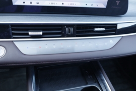 2024款奇瑞瑞虎8