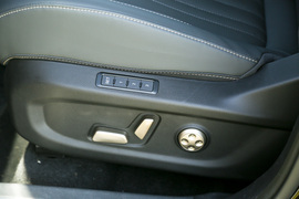 2023款捷途山海L9