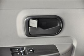 2010款五菱宏光1.2L基本型