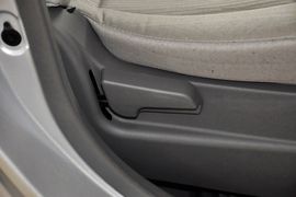 2010款五菱宏光1.2L基本型