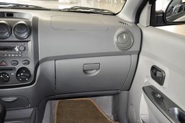 2010款五菱宏光1.2L基本型