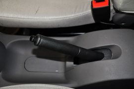 2010款五菱宏光1.2L基本型