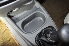 2010款五菱宏光1.2L基本型