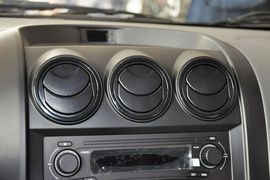 2010款五菱宏光1.2L基本型