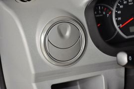 2010款五菱宏光1.2L基本型