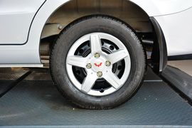 2010款五菱宏光1.2L基本型