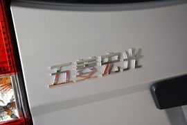 2010款五菱宏光1.2L基本型