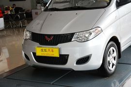 2010款五菱宏光1.2L基本型