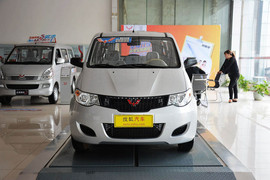 2010款五菱宏光1.2L基本型