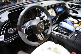 全新奔驰E级