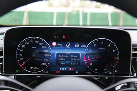 全新奔驰E级长轴距轿车