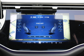 全新奔驰E级长轴距轿车