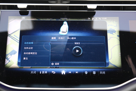 全新奔驰E级长轴距轿车