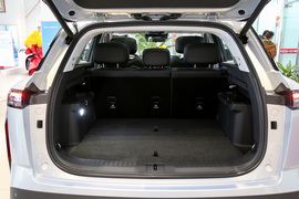 2023款奇瑞探索06