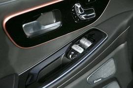 2024款星途揽月国际版