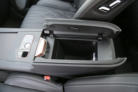 2024款星途揽月国际版