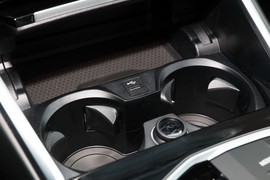 2023款宝马i4