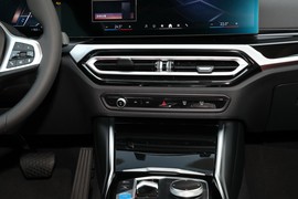 2023款宝马i4
