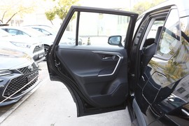 2023款丰田RAV4荣放