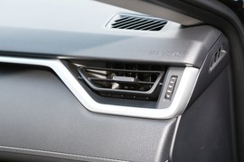 2023款丰田RAV4荣放