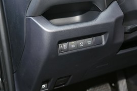 2023款丰田RAV4荣放