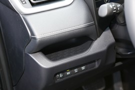 2023款丰田RAV4荣放
