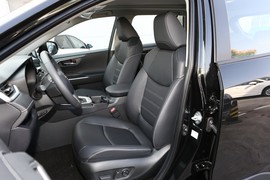 2023款丰田RAV4荣放