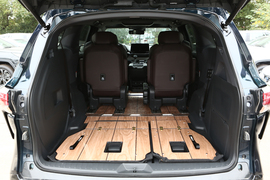 2023款丰田格瑞维亚