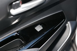 2023款丰田亚洲狮