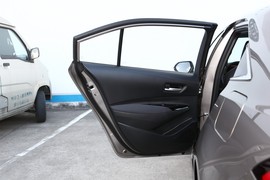 2023款丰田亚洲狮