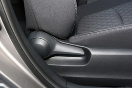 2023款丰田亚洲狮