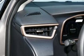 2023款丰田亚洲狮