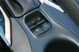 2023款丰田亚洲狮