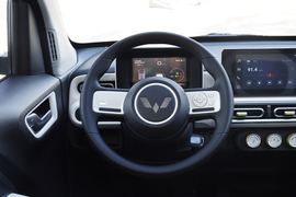 2024款五菱宏光MINIEV