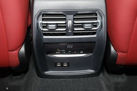 2024款宝马330i