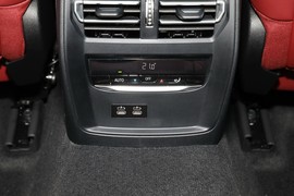 2024款宝马325Li