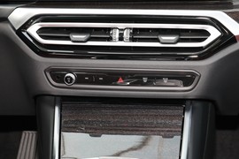2024款宝马325Li