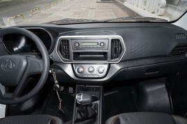 2023款长安睿行EM60