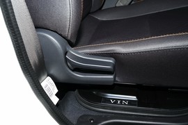 2023款长安睿行EM60