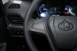 2023款长安睿行EM60