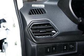 2023款长安睿行EM60