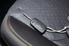 2023款长安睿行EM60